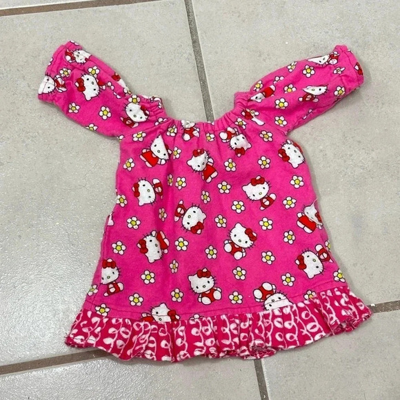 Madame Alexander Pink doll Hello Kitty Night Gown - Picture 1 of 4